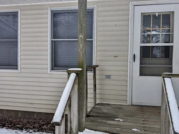 18300 Us Highway 127 APT 1, Cement City, MI 49233