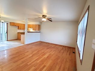 7041 Mather Ave APT A, Chicago Ridge, IL 60415