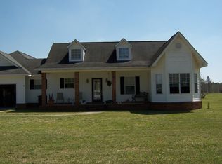 9490 Lotus St, Moss Point, MS 39562