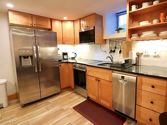 3rd image of 182 Babcock St #1R