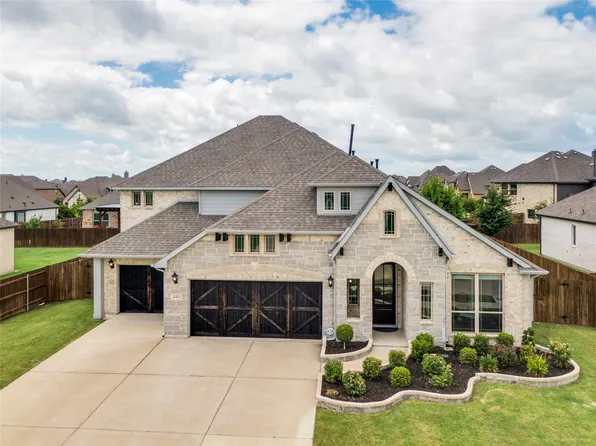 440 Brushwood Ln, Waxahachie, TX 75165