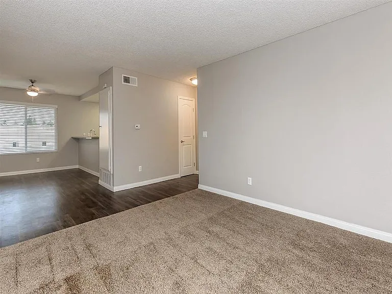 Briarwood Apartments — Photo 22