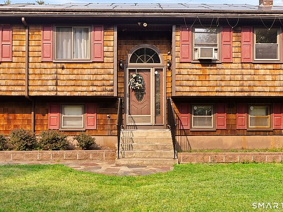 2nd image of 112 Bailey Pond Road