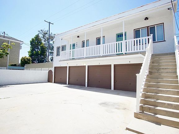 2nd image of 763 Redondo Ave