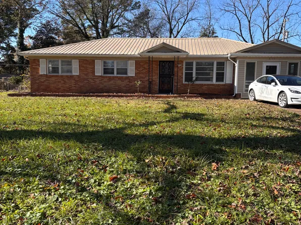 1711 Sebring St NW, Huntsville, AL 35816