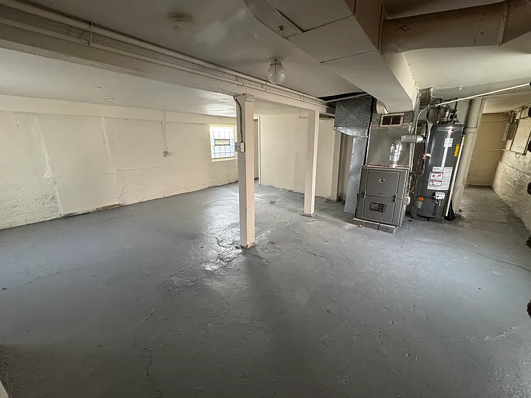 5526 S Throop St — Photo 3