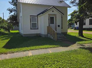 309 S Elm St, Cresco, IA 52136