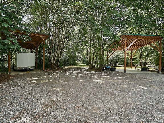 4th image of 16616 SE 352nd St