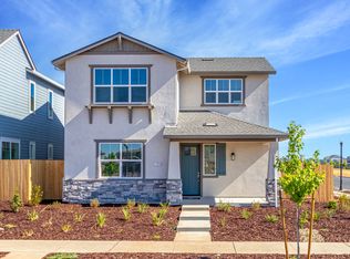 1098 Martin St, Winters, CA 95694