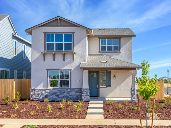 1098 Martin St, Winters, CA 95694