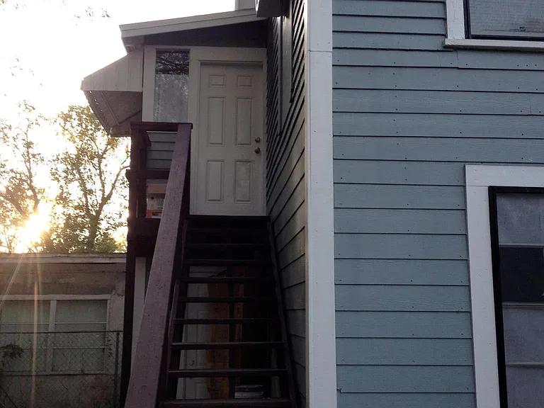 4206 N 10th St #B — Photo 2
