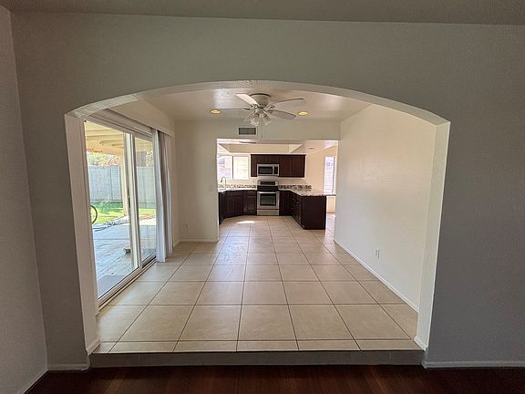 4th image of 17419 N 57th Dr