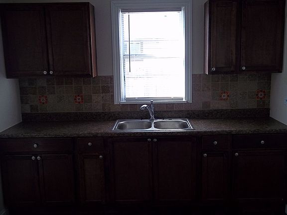 4th image of 3535 Avenue I