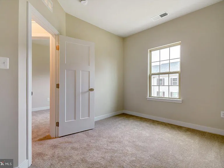 9583 Tall Oaks Rd — Photo 22