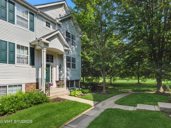 2789 N Augusta Dr, Wadsworth, IL 60083