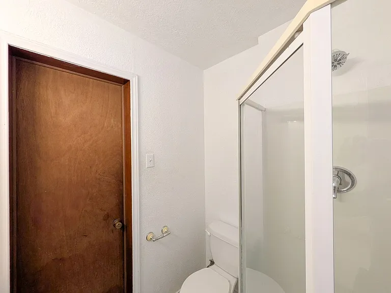 770 Peyton Dr — Photo 23