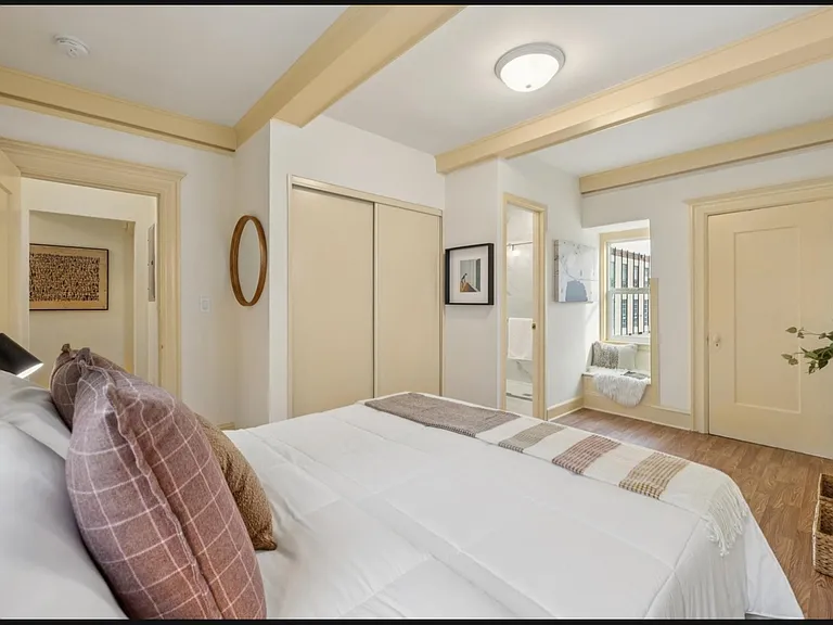 2834 Summit St #2834 — Photo 13