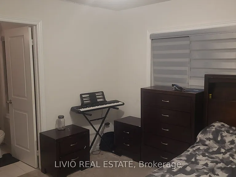 448 Black Cherry Cres — Photo 11