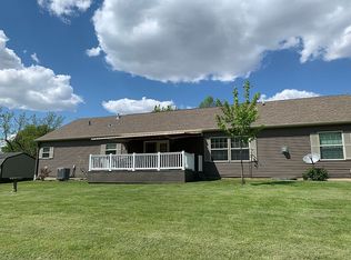200 W Washington St, Magnolia, IL 61336