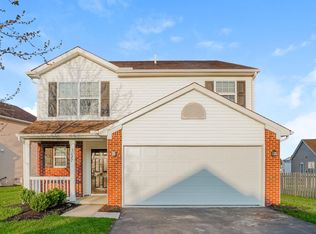 3827 Winding Twig Dr, Canal Winchester, OH 43110