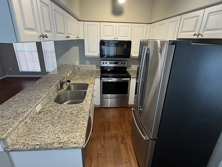 3014 W Grovewood Ct #G — Photo 11