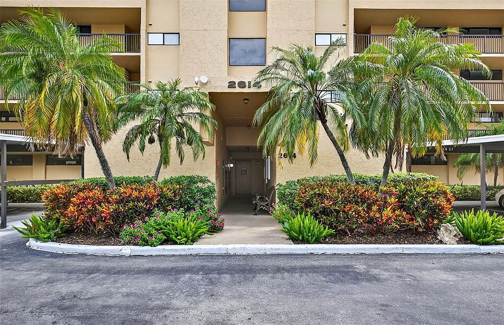 2614 Cove Cay Dr UNIT 405