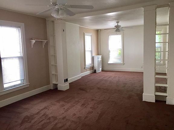 Living room / Dining room