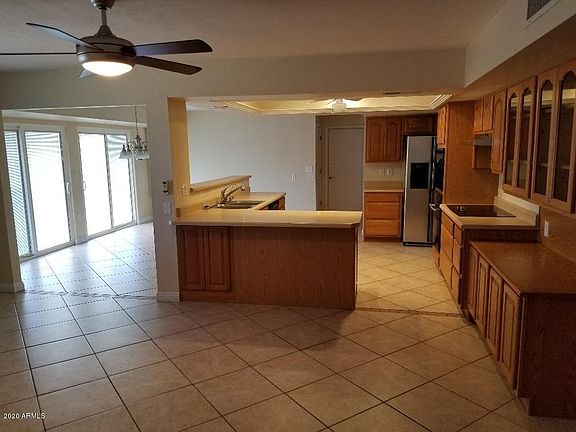 5th image of 12819 W Beechwood Dr