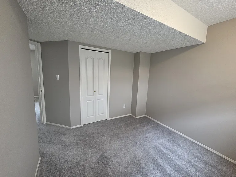 227 Wyman Ln NW — Photo 2