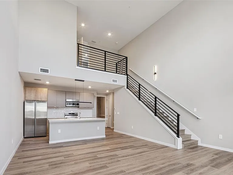 2316 E Concord St #8 — Photo 2