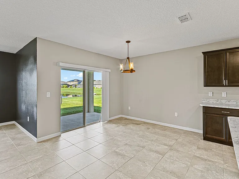 465 Sorrento Dr — Photo 34