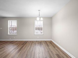 Northeast Dr -3884, Clarksville, TN 37040