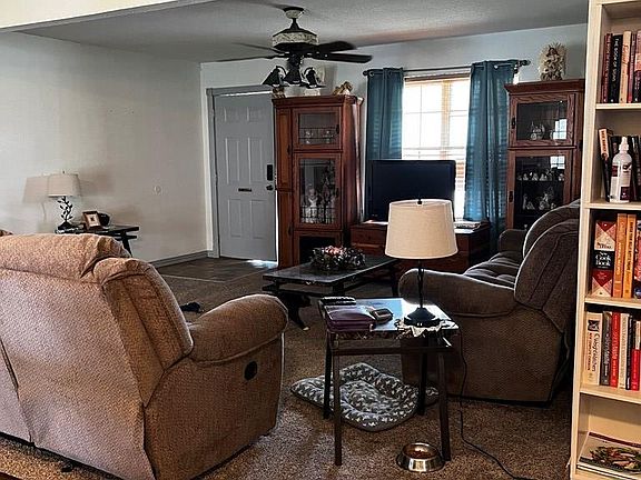 4th image of 140 Brierwood Dr