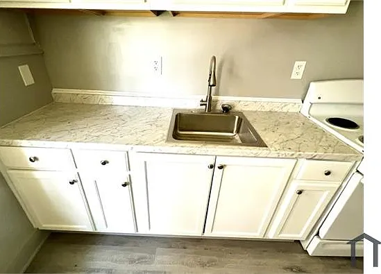 1024 W Marshall St #1 — Photo 8