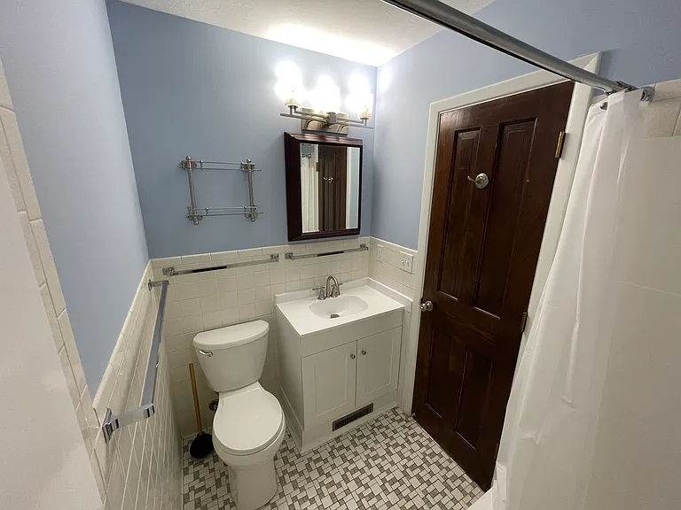 613 & 615 E Brenda Ln #615 — Photo 13