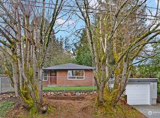 13012 37th Ave NE, Seattle, WA 98125