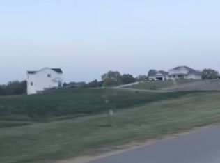 3799 Schefers Ct, Maple Plain, MN 55359