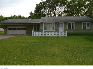 10870 Gregory Ln, North Royalton, OH