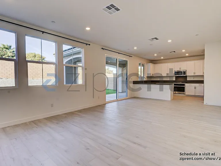 35431 Bains Ave — Photo 4