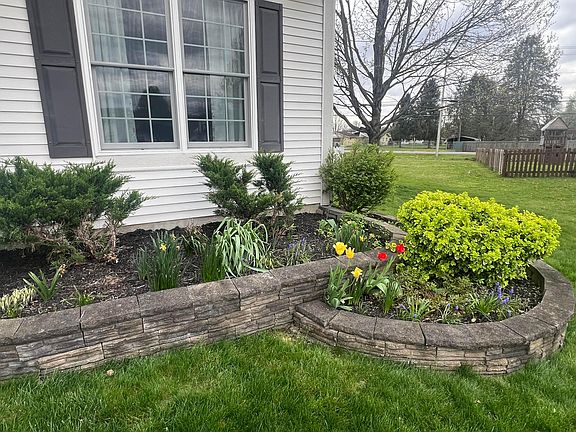 3rd image of 359 Quail Run Ct