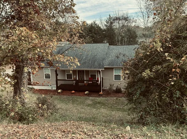 420 Conley Dr, Sevierville, TN 37876