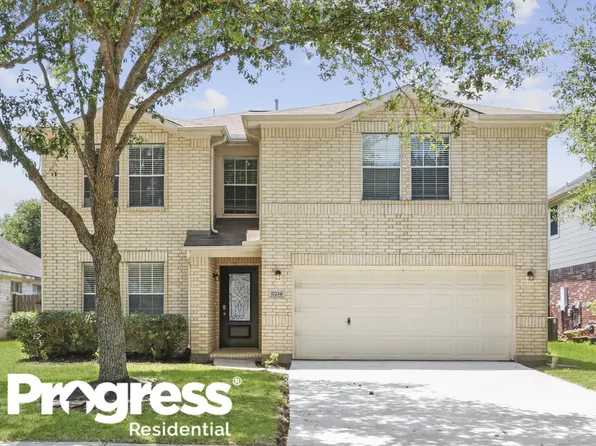 17234 Maple Hollow Dr, Sugar Land, TX 77498