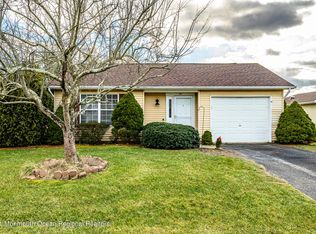 34 Greenbriar Blvd, Brick, NJ 08724