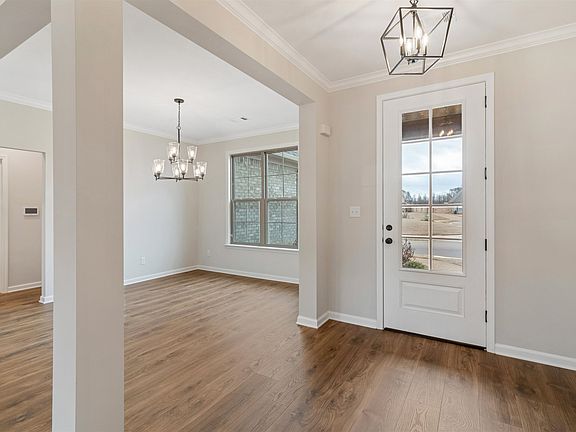 3rd image of 60 Sugalina Valley Dr