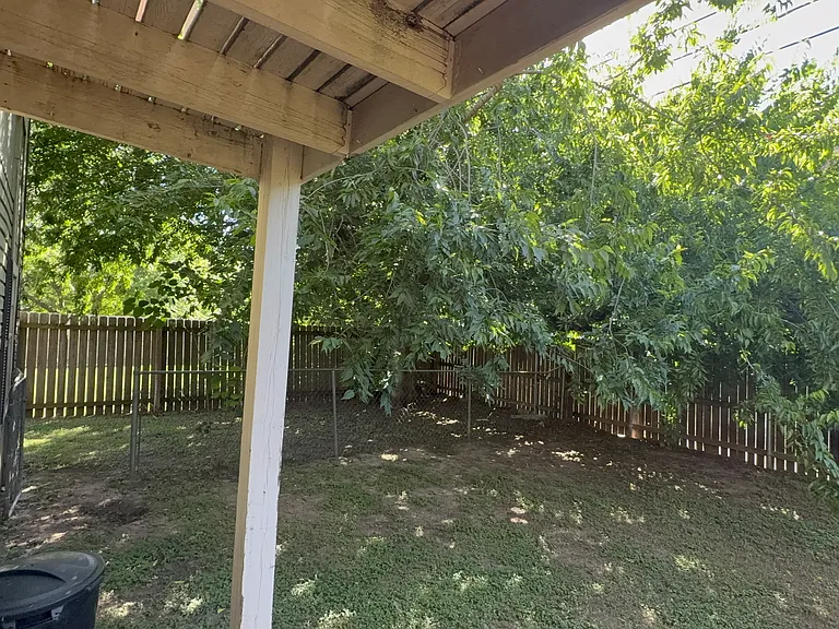 315 Manuel Dr #A — Photo 28