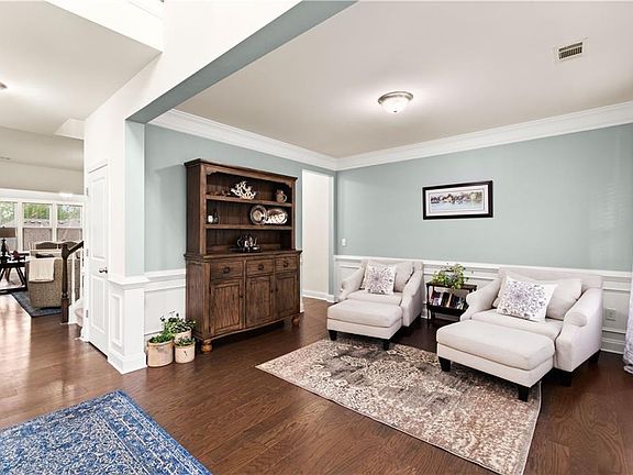 5th image of 149 Johnston Farm Ln