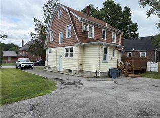 252 Maple Ave, Uniondale, NY 11553