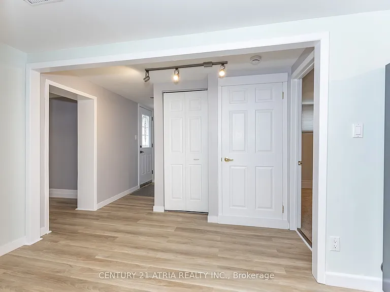 805 Batory Ave #BASEMENT — Photo 13