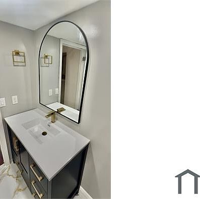 4th image of 600 NW 214th St APT 105