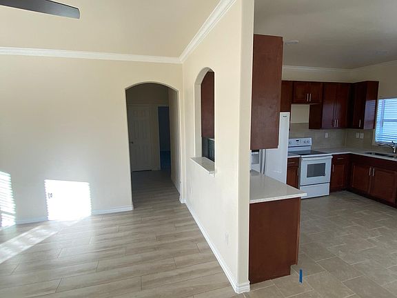 Dinning Room / Kitchen